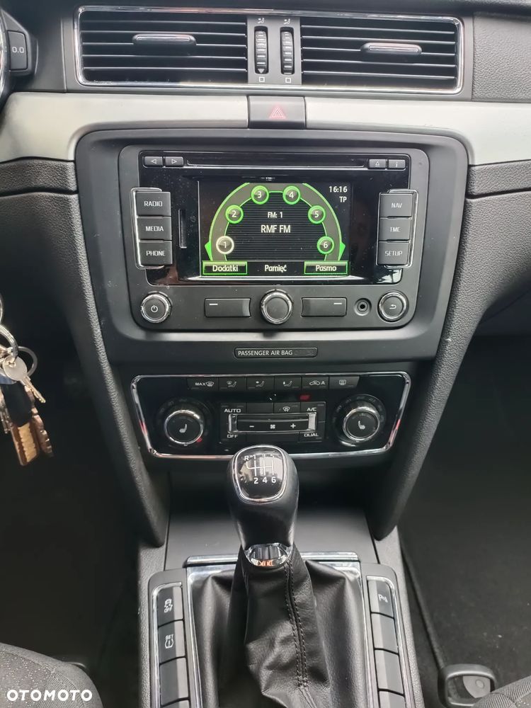Skoda Superb 1.8 TSI Ambition - 9