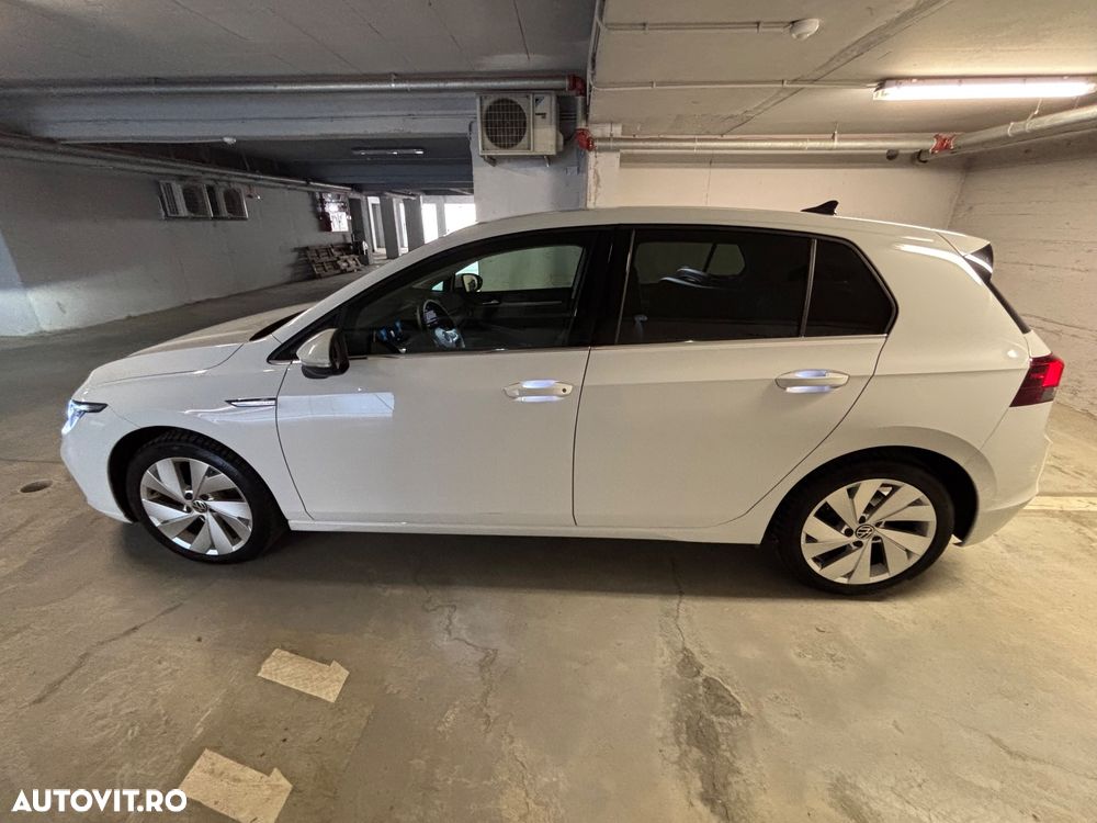 VOLKSWAGEN Golf 2022 — imagine 3
