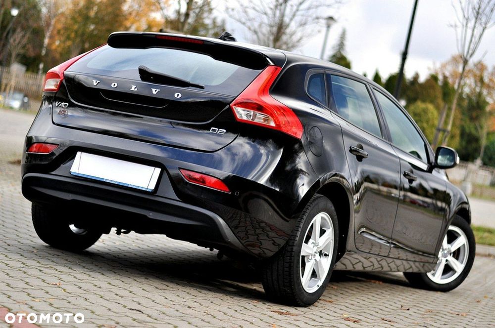 Volvo V40 D2 Drive-E Momentum - 4