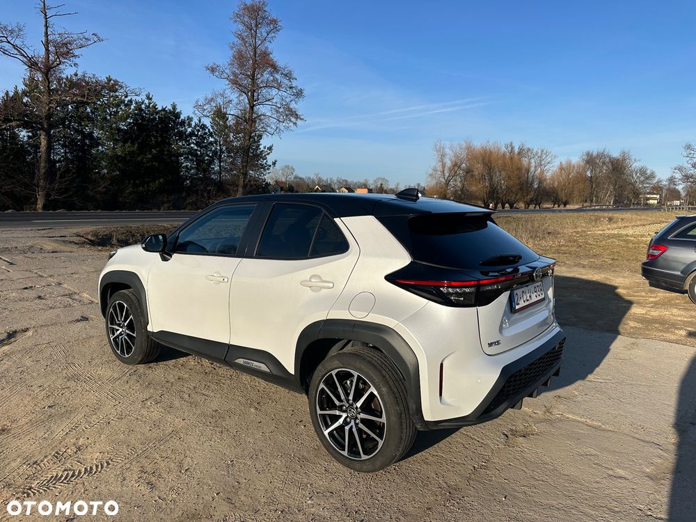 Toyota Yaris Cross 130 1.5 VVT-i GR Sport - 3