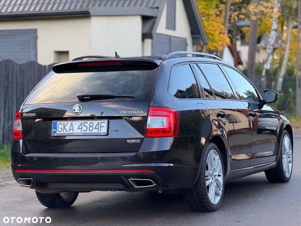Skoda Octavia 2.0 TDI DSG RS - 14