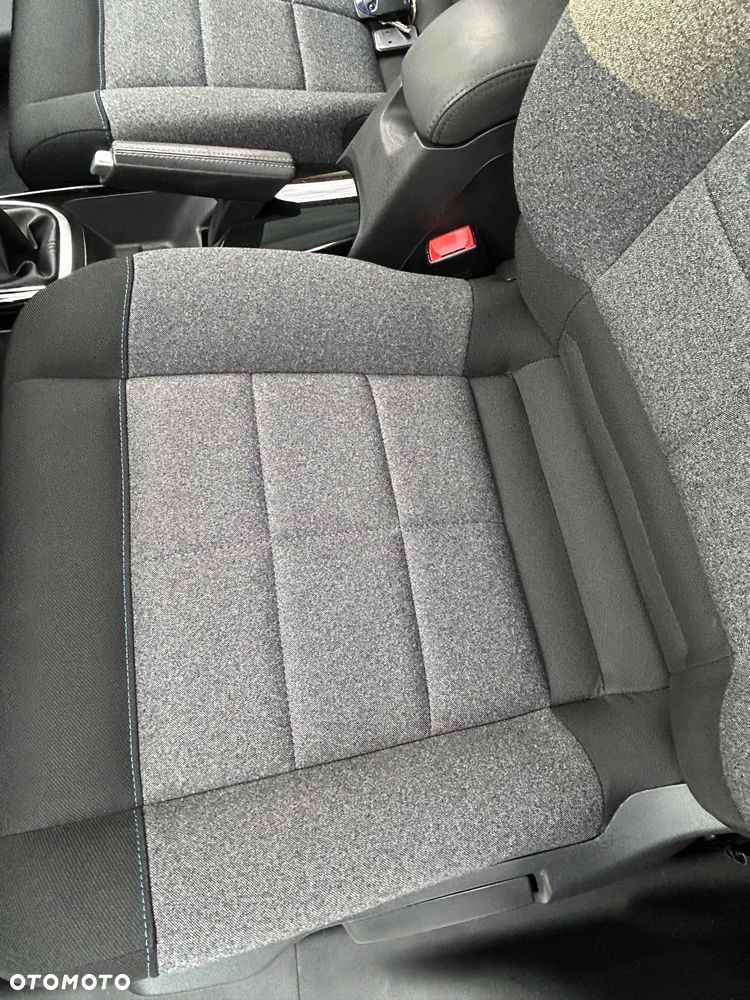 Citroën C4 Cactus - 22