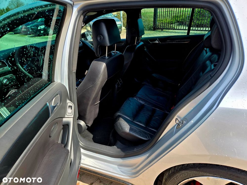 Volkswagen Golf 2.0 TDI DPF GTD - 14