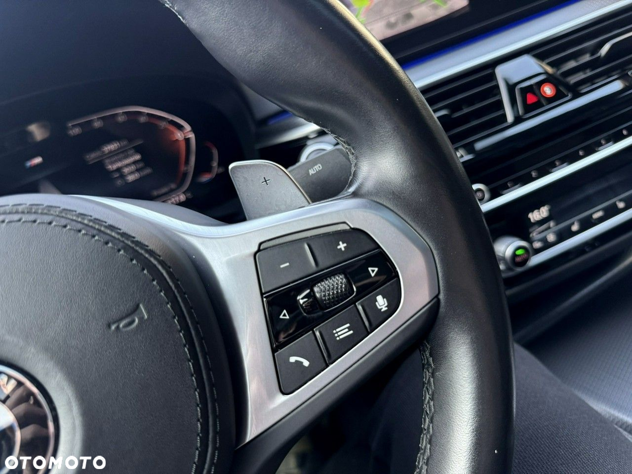 BMW Seria 5 530d xDrive M Sport Edition - 24