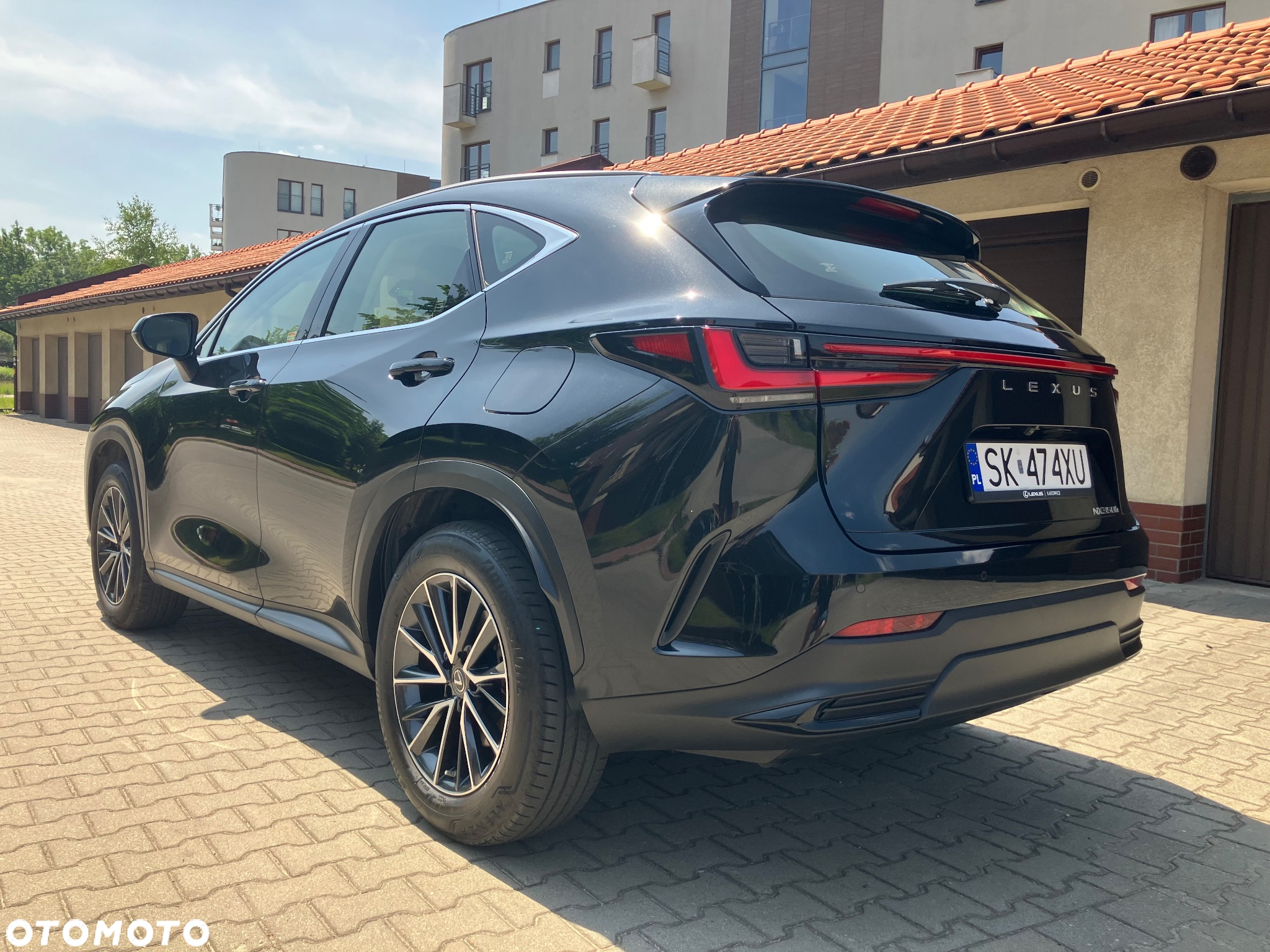 Lexus NX 350h Elegance 2WD - 3