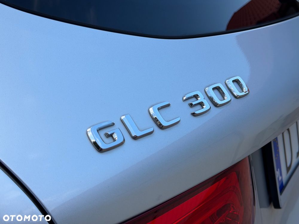 Mercedes-Benz GLC 300 4Matic 9G-TRONIC - 10