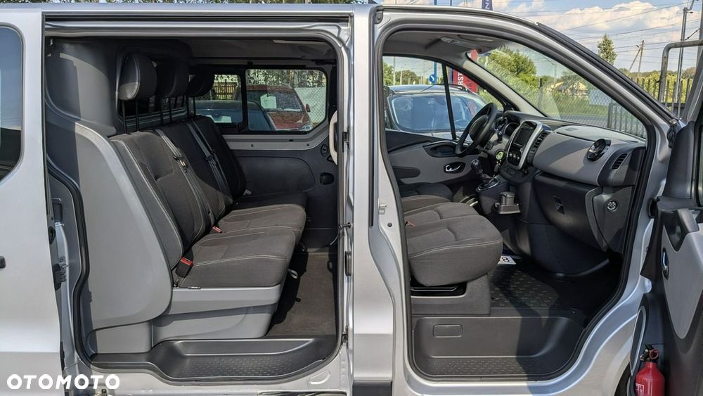 Renault Trafic - 21
