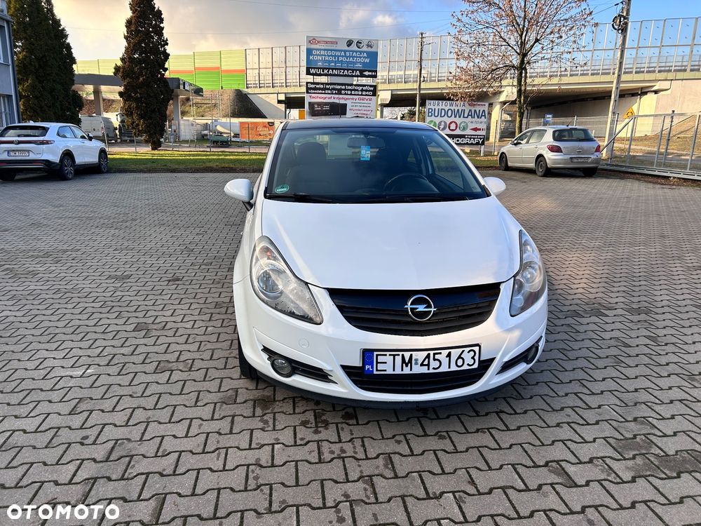 Opel Corsa 1.2 16V Cosmo - 2