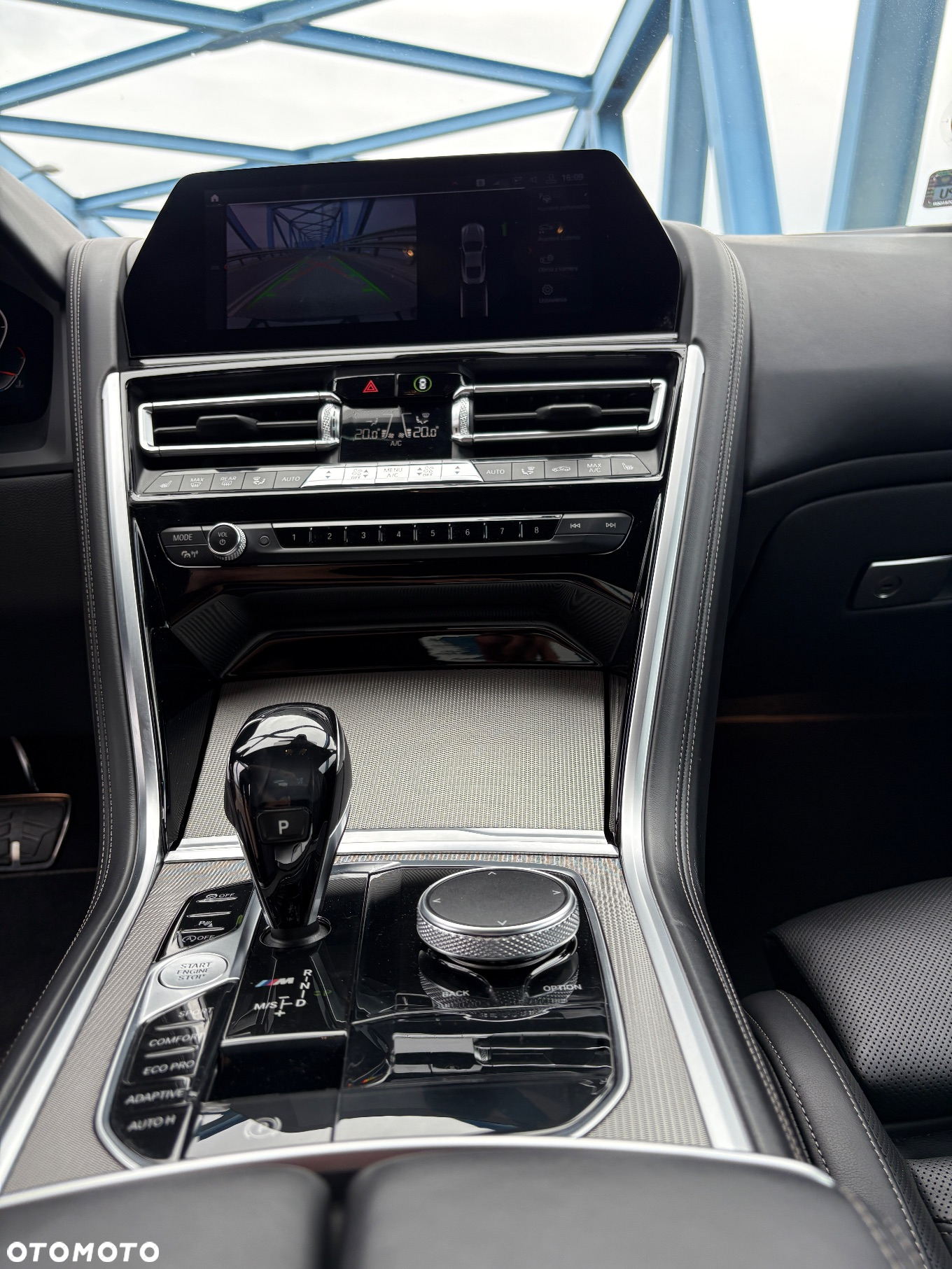 BMW Seria 8 M850i xDrive - 15