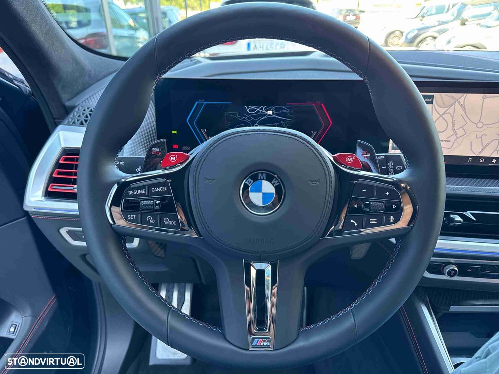 BMW XM Label Red - 11