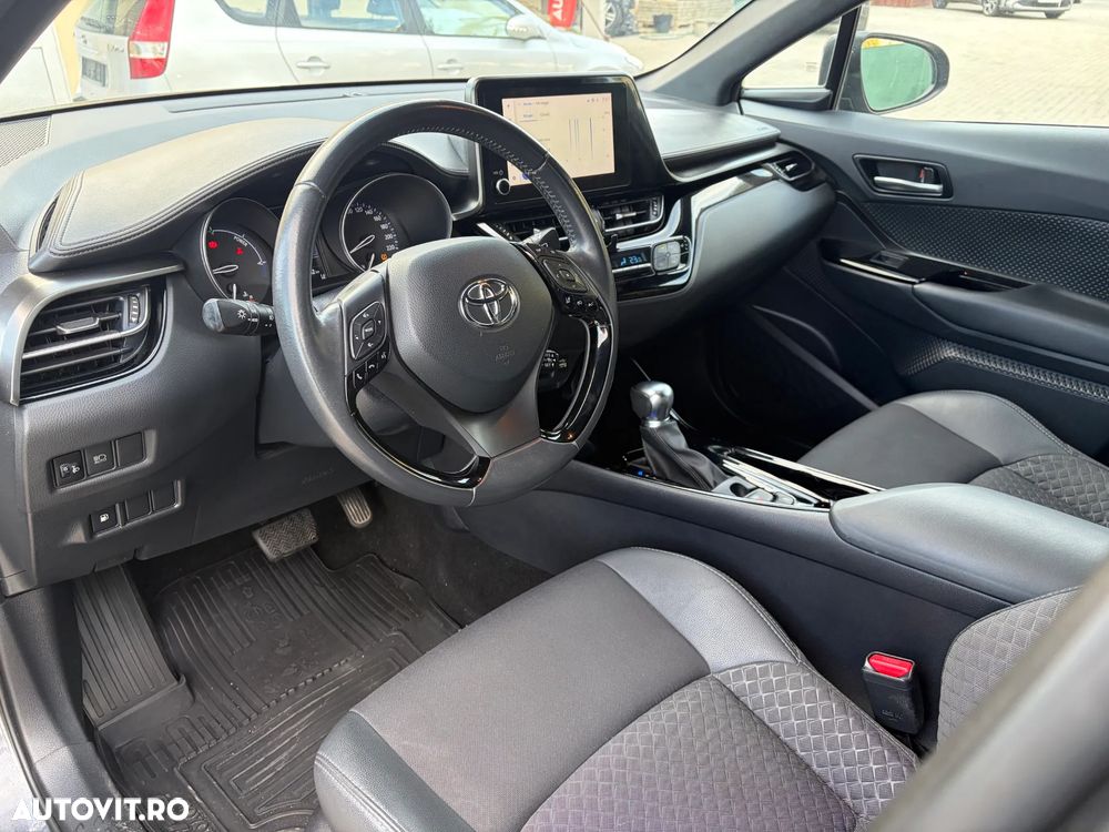 Toyota C-HR Business-Edition - 18