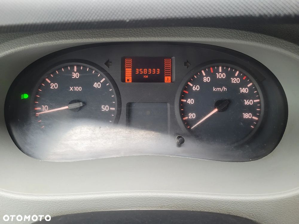 Renault Master - 24