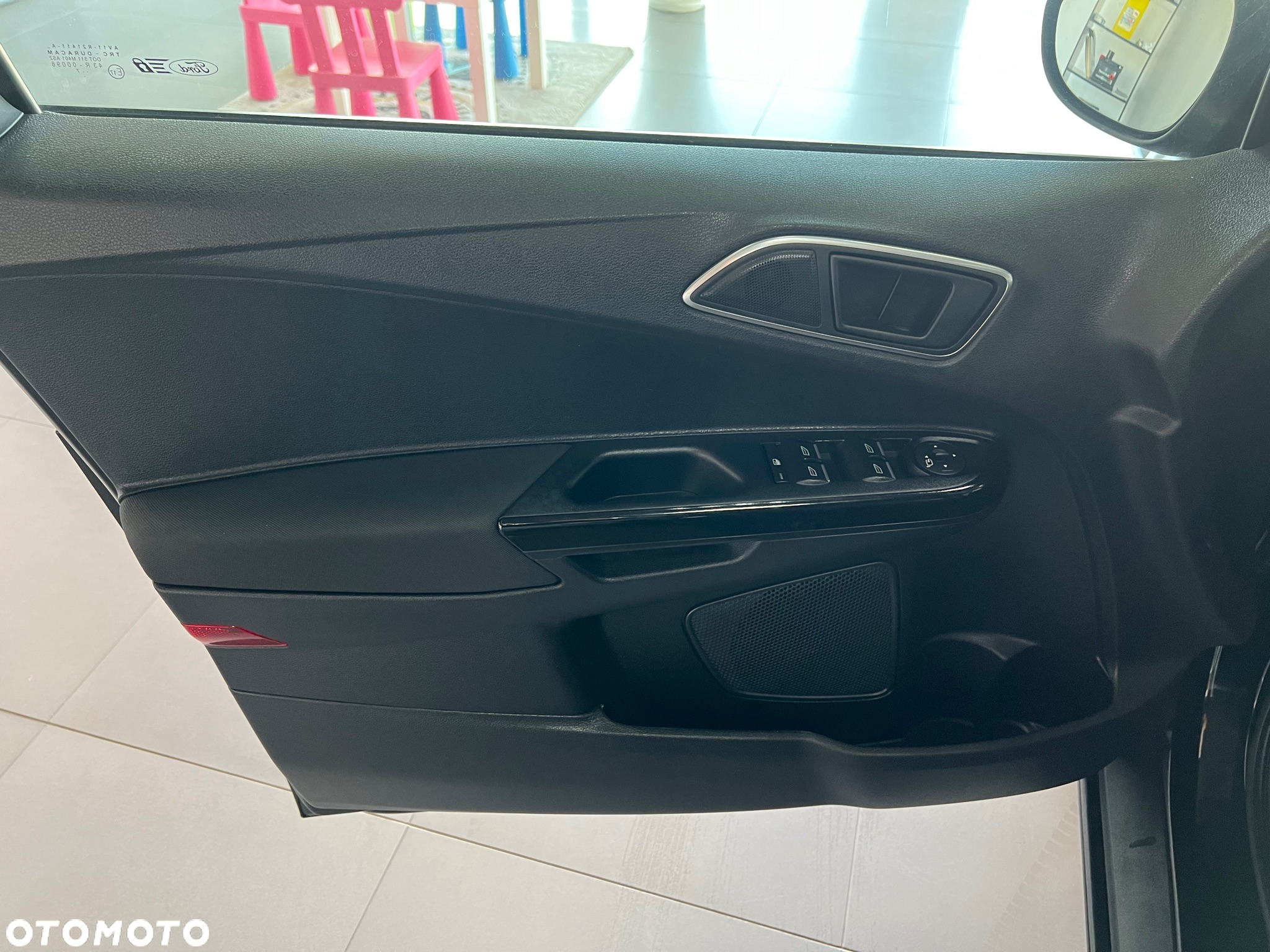 Ford B-MAX 1.0 EcoBoost Titanium - 21