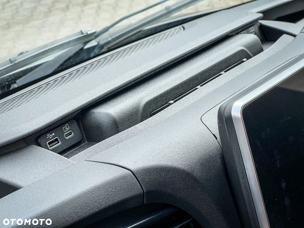 Iveco Daily 35S18HA8 V - Brygadówka CARPOL 7 miejsc - GSC GORZÓW - 19