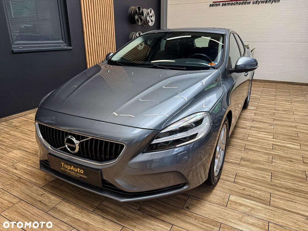 Volvo V40 T3 Momentum - 13