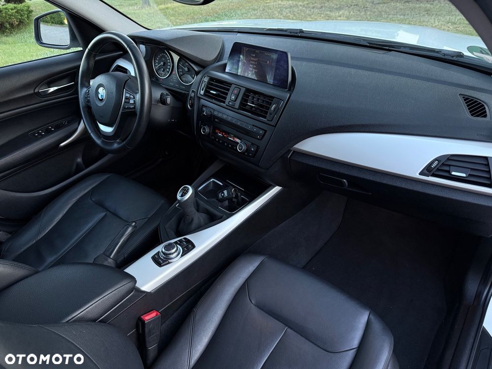 BMW Seria 1 118d DPF Edition Sport - 31