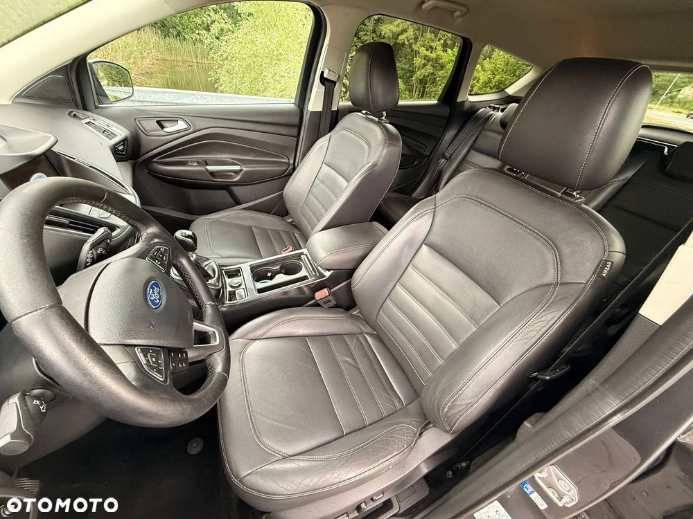 Ford Kuga - 14