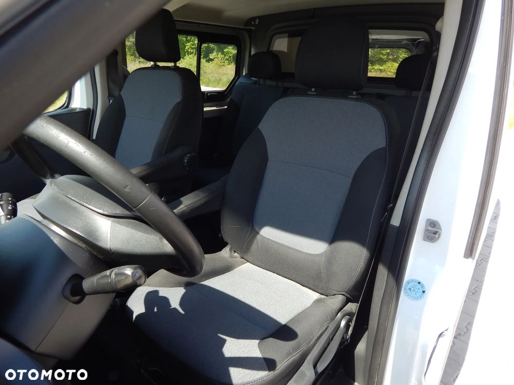 Opel Vivaro 1,6 CDTI Long  5-Osobowy Brygadówka - 11