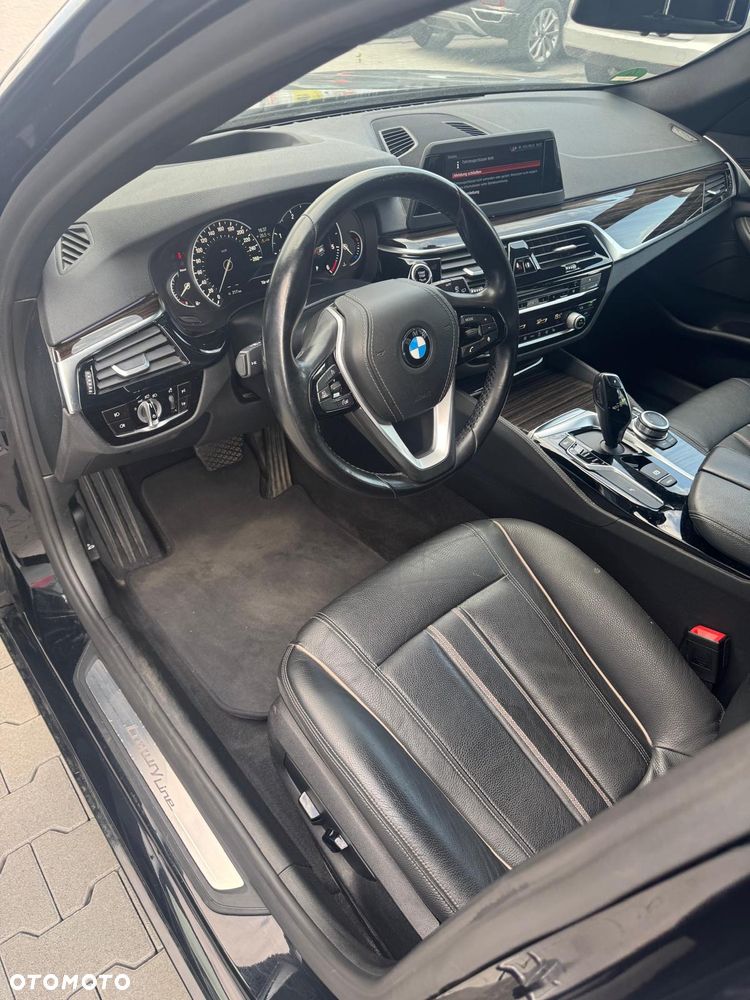 BMW Seria 5 520d Luxury Line sport - 18