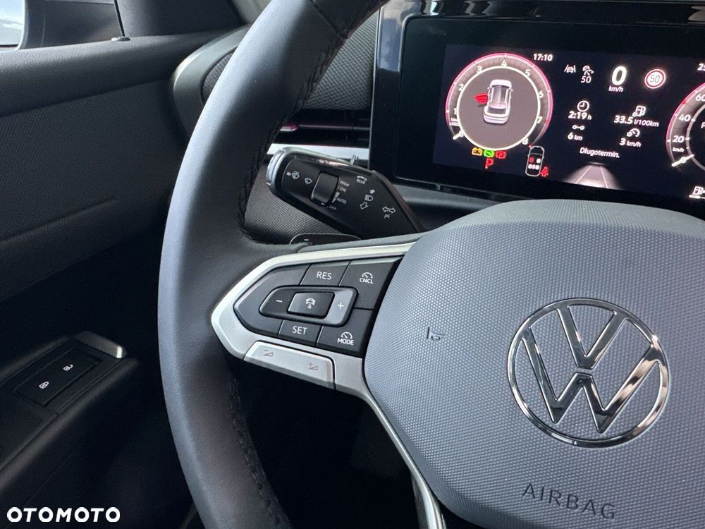 Volkswagen T-Roc - 25