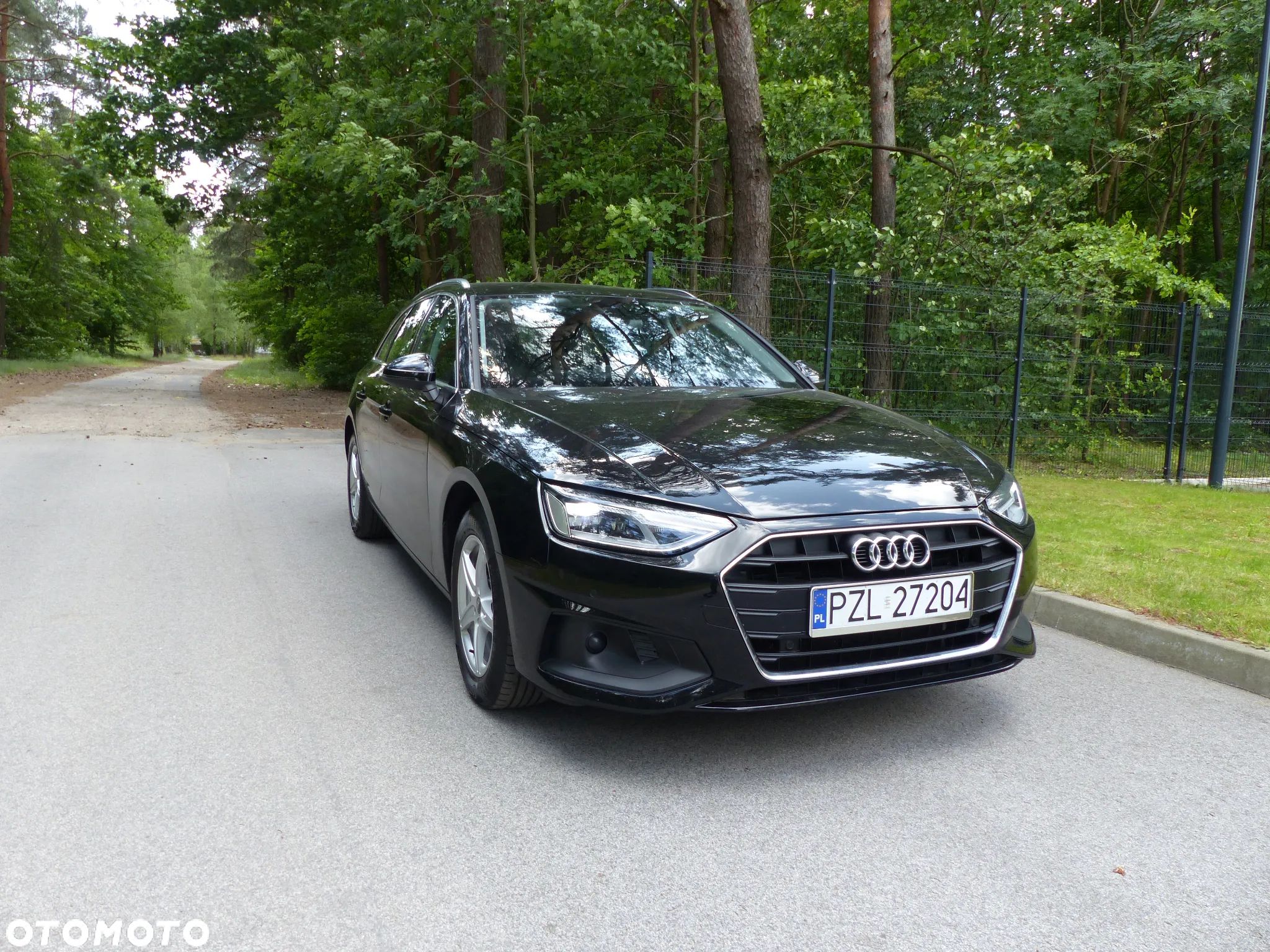Audi A4 Avant 30 TDI S tronic - 1