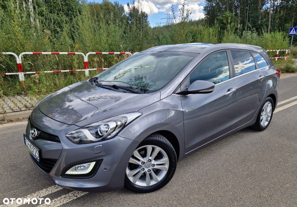 Hyundai i30 blue Kombi 1.6 GDi Style - 2
