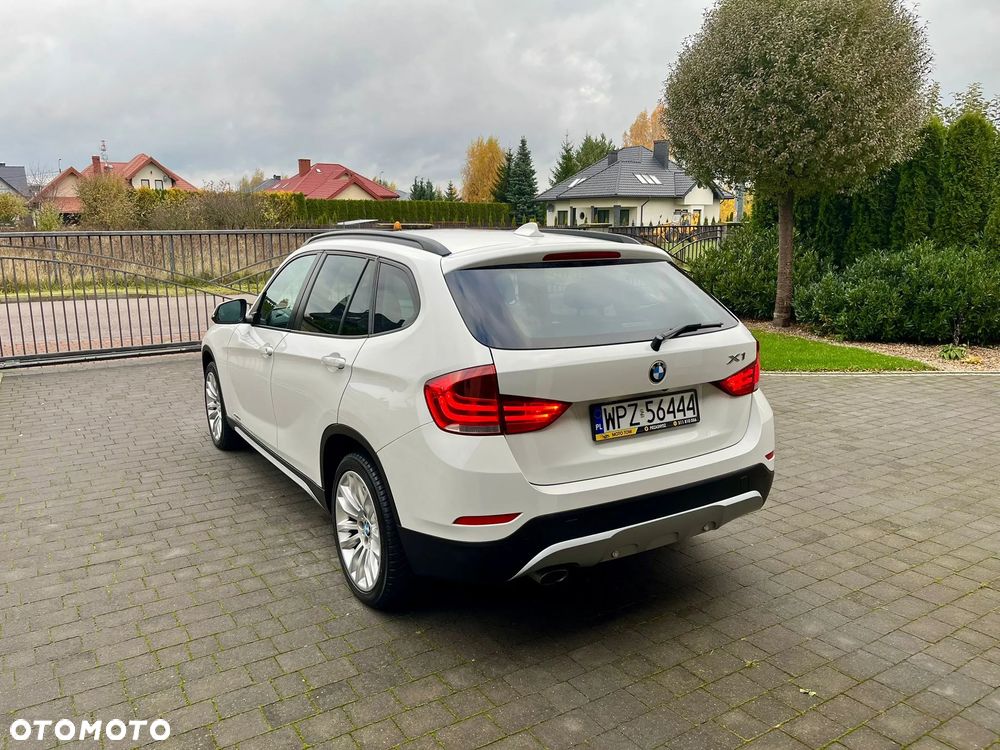 BMW X1 xDrive18d xLine - 16