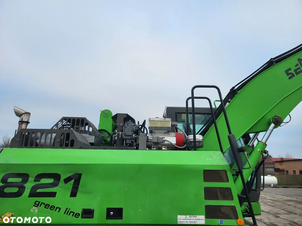 Sennebogen 821 M przeładunkowa do złomu chwytak + magnes - 21