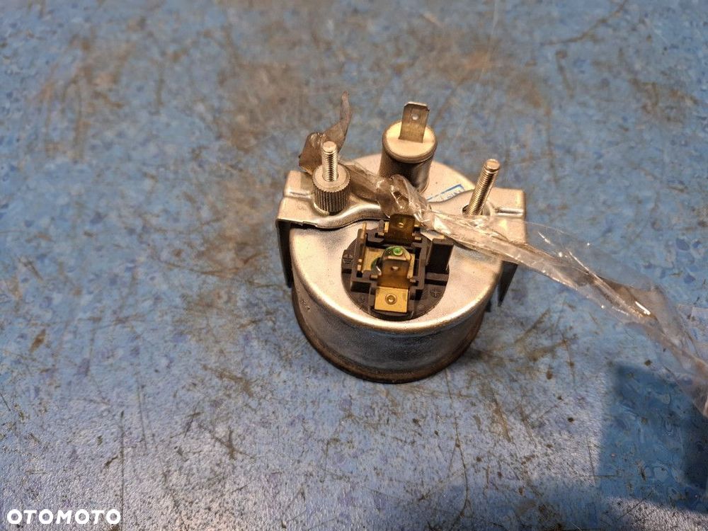 MERCEDES BENZ KACZKA 207 D WSKAŹNIK PALIWA - 10