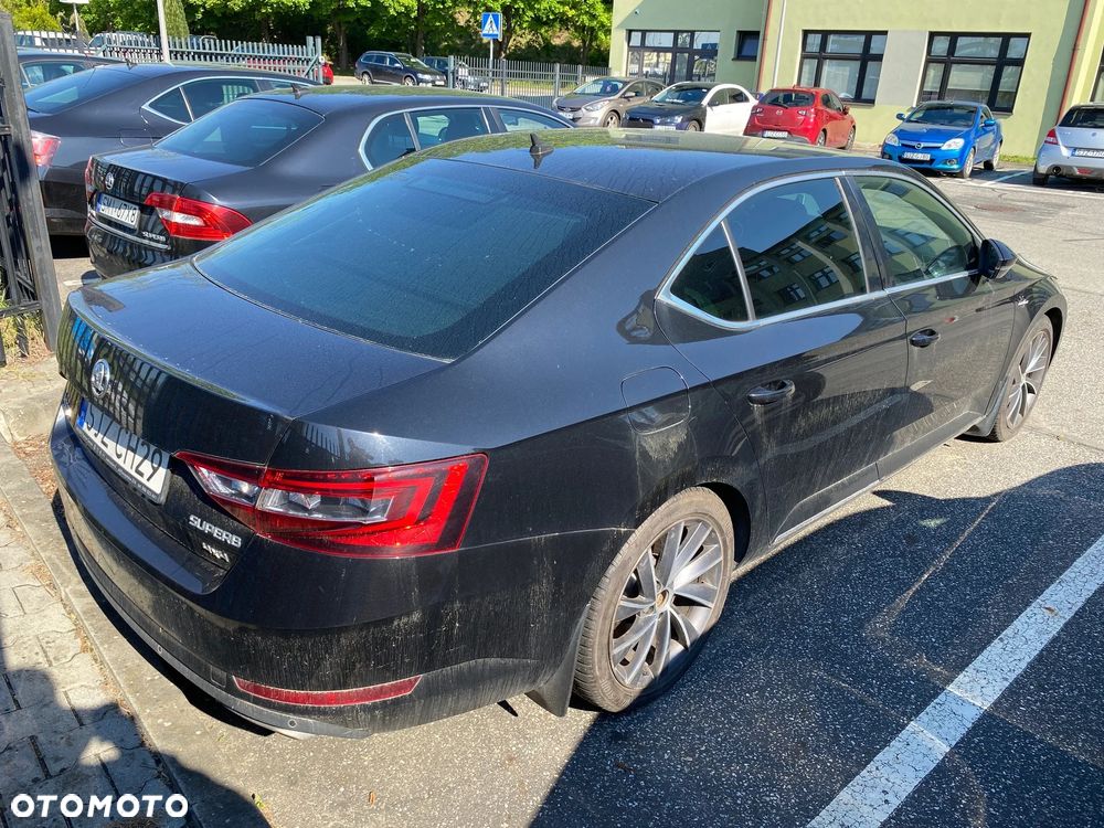 Skoda Superb 2.0 TSI 4x4 L&K DSG - 2