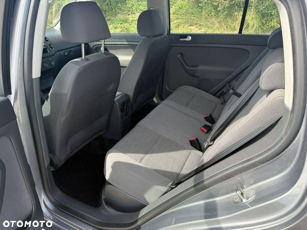 Volkswagen Golf Plus - 8