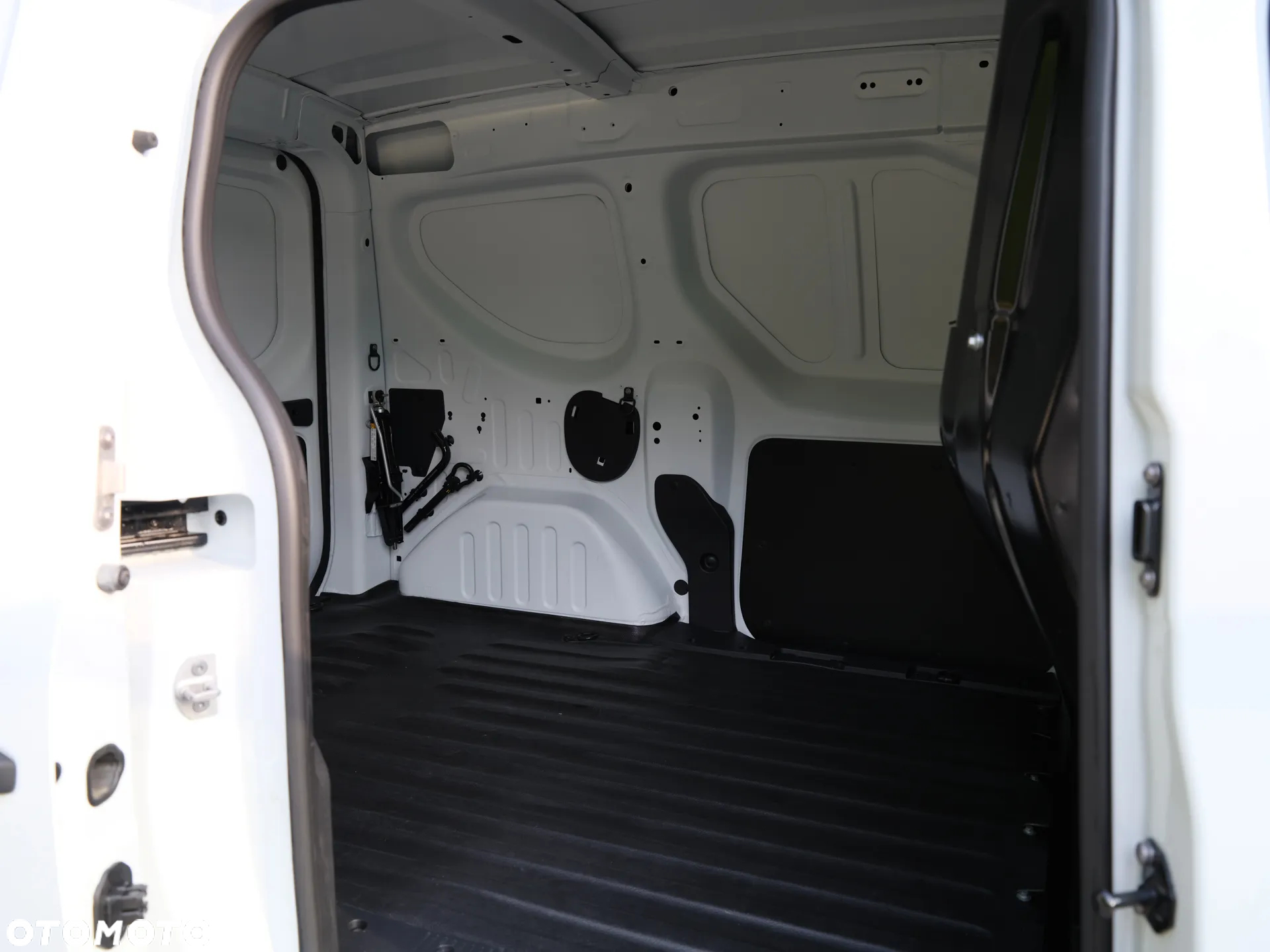 Renault Express Van - 16