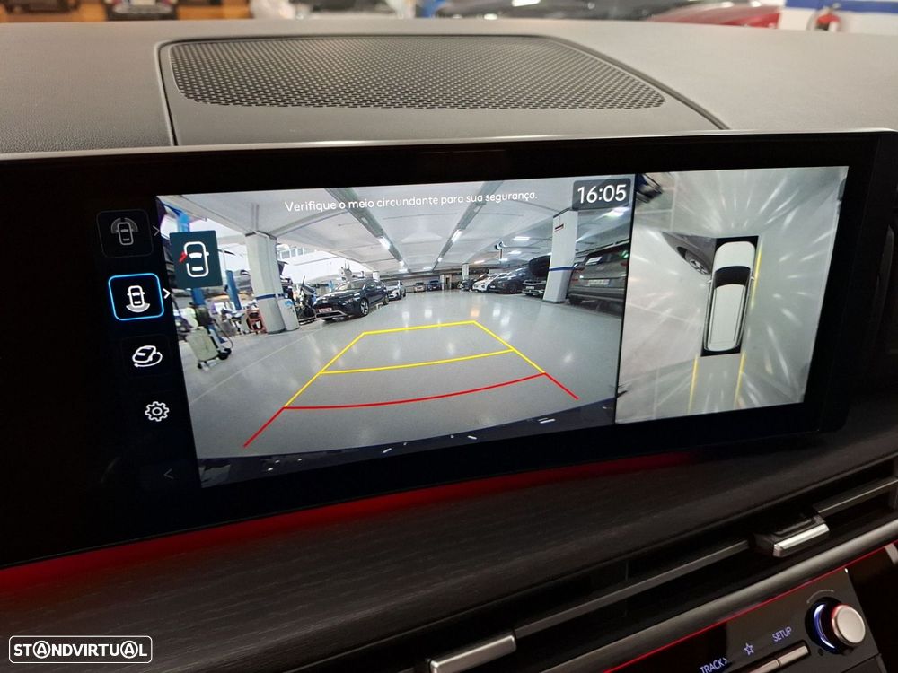 Hyundai Santa Fe 1.6 T-GDI PHEV Calligraphy Pack - 25