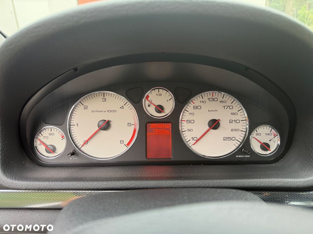 Peugeot 407 2.0 HDI Sport - 11