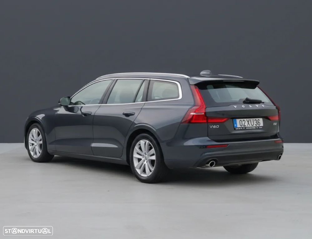 Volvo V60 2.0 D4 Momentum Plus - 11