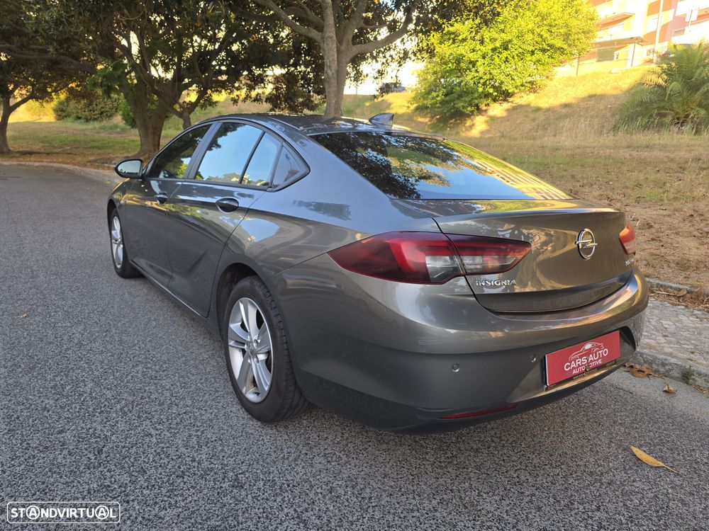 Opel Insignia 1.6 CDTI executive S/S - 10