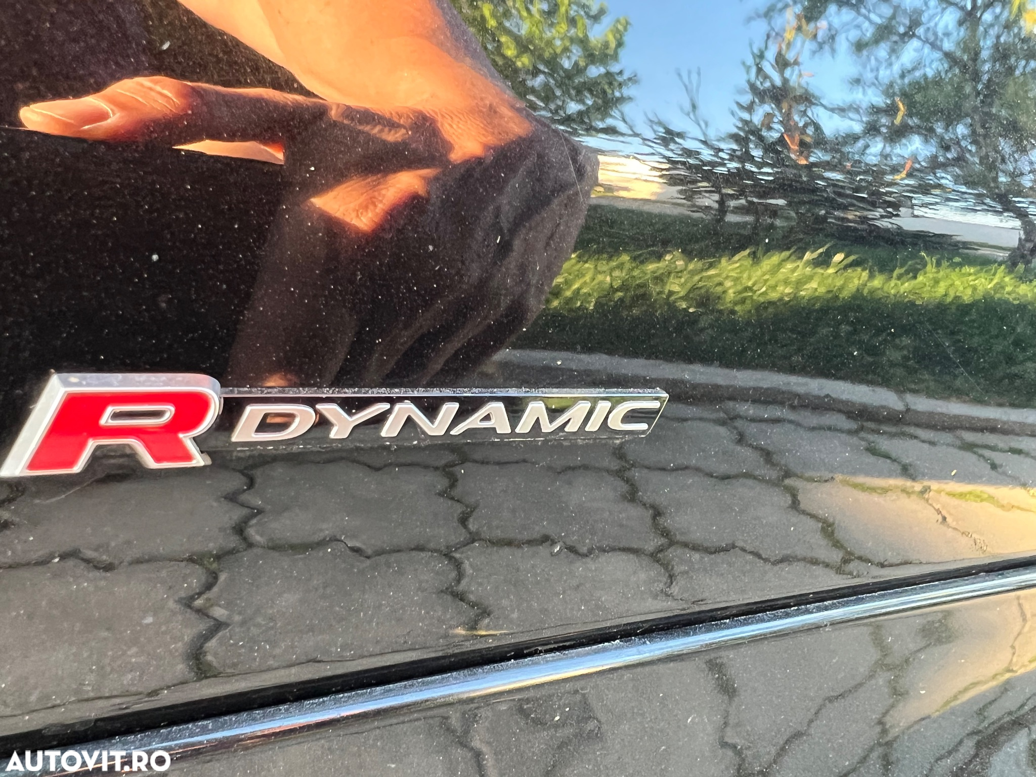 Land Rover Discovery Sport 2.0 D180 R-Dynamic MHEV SE - 22