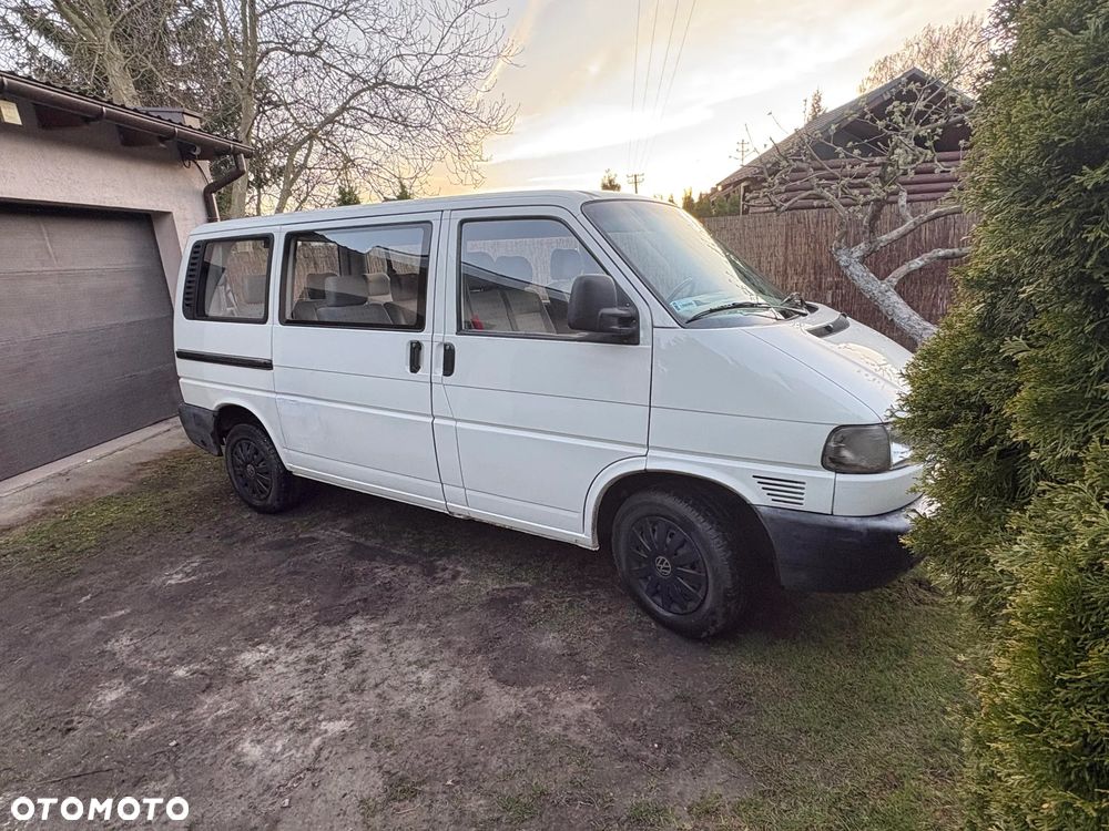 Volkswagen Caravelle Basis / CL - 2
