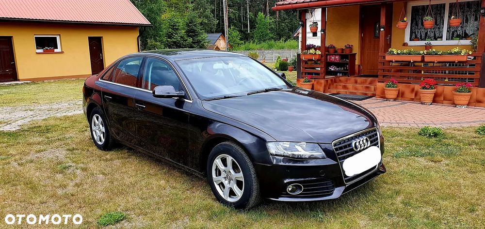 Audi A4 Limousine - 4