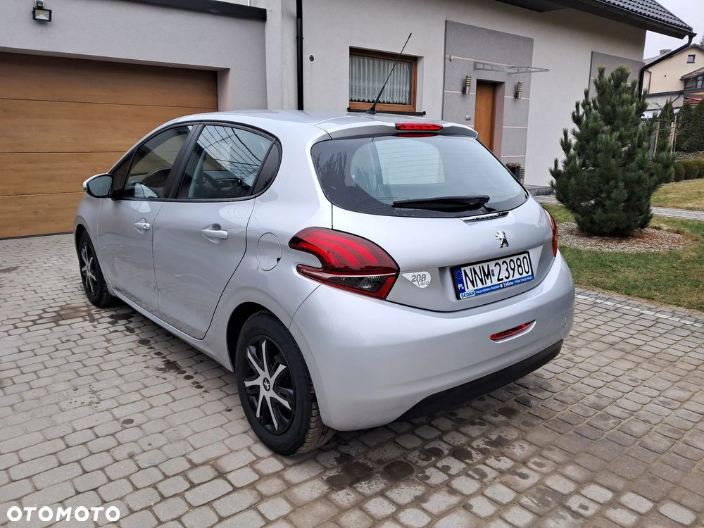 Peugeot 208 PureTech 82 Style - 5