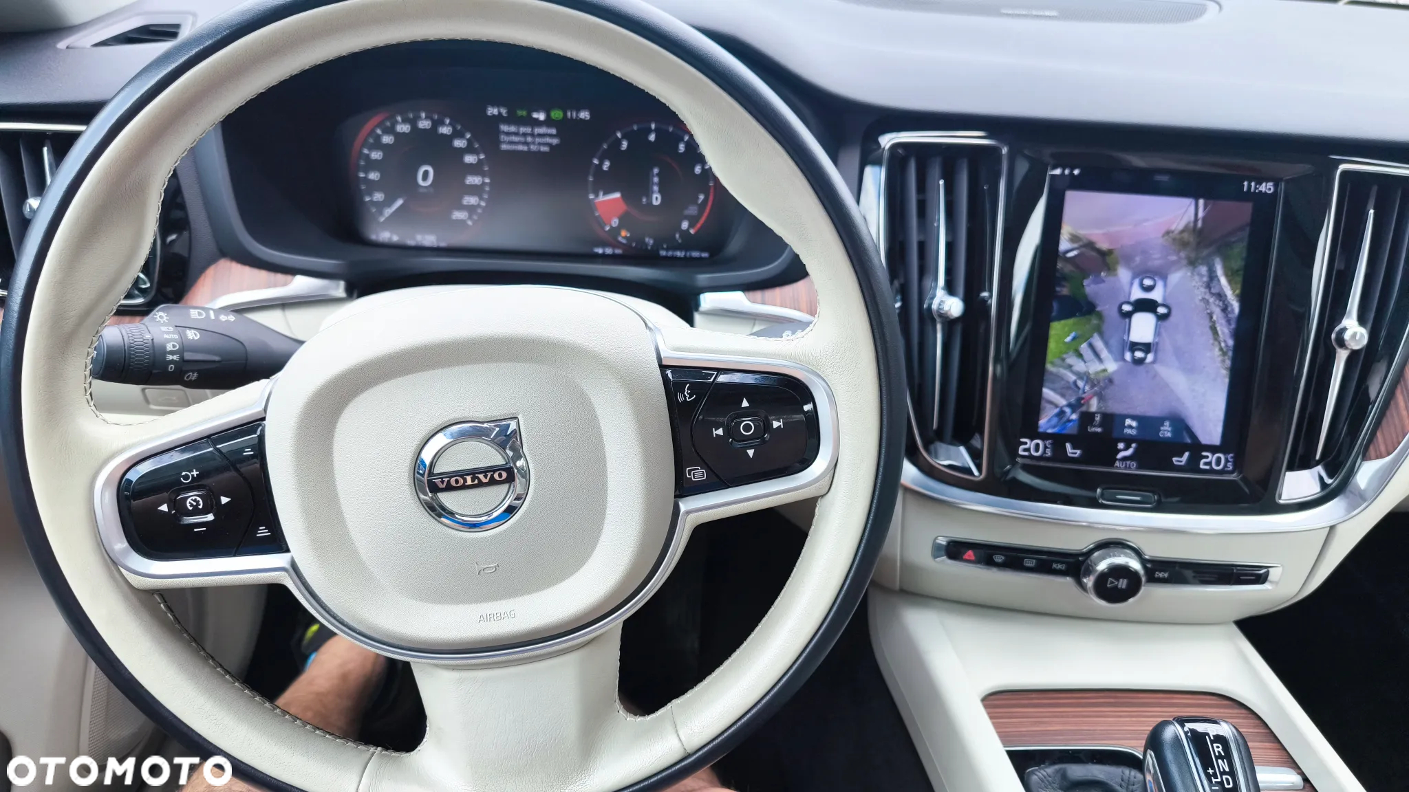 Volvo S60 T5 Momentum Pro - 30