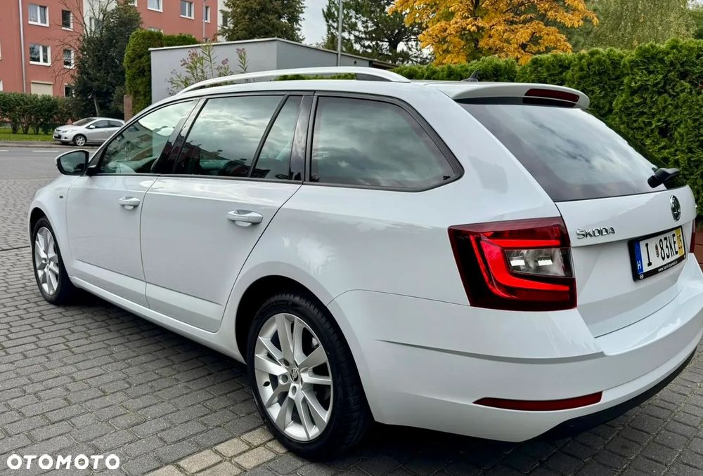 Skoda Octavia 2.0 TDI 4x4 DSG Clever - 8