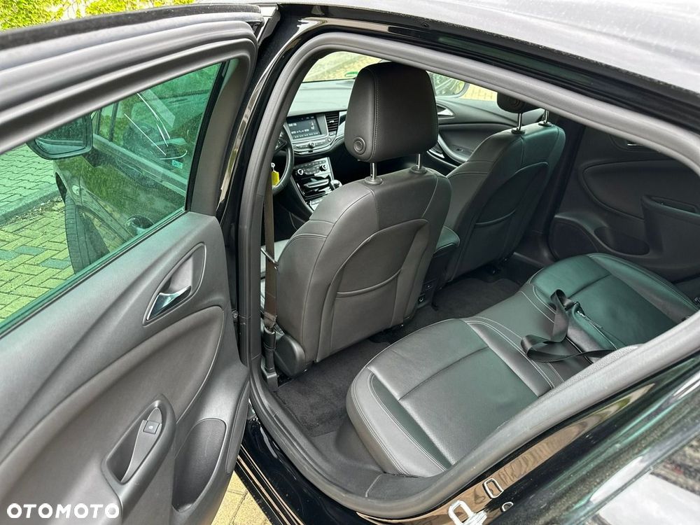 Opel Astra 1.6 Turbo Start/Stop Dynamic - 18