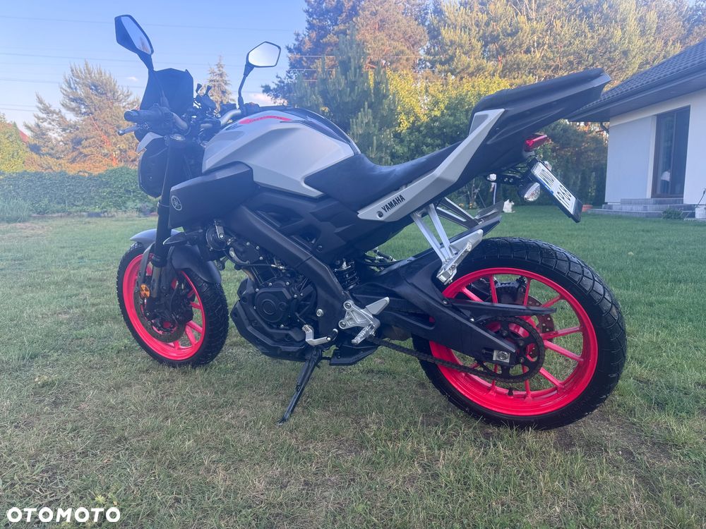 Yamaha MT - 9