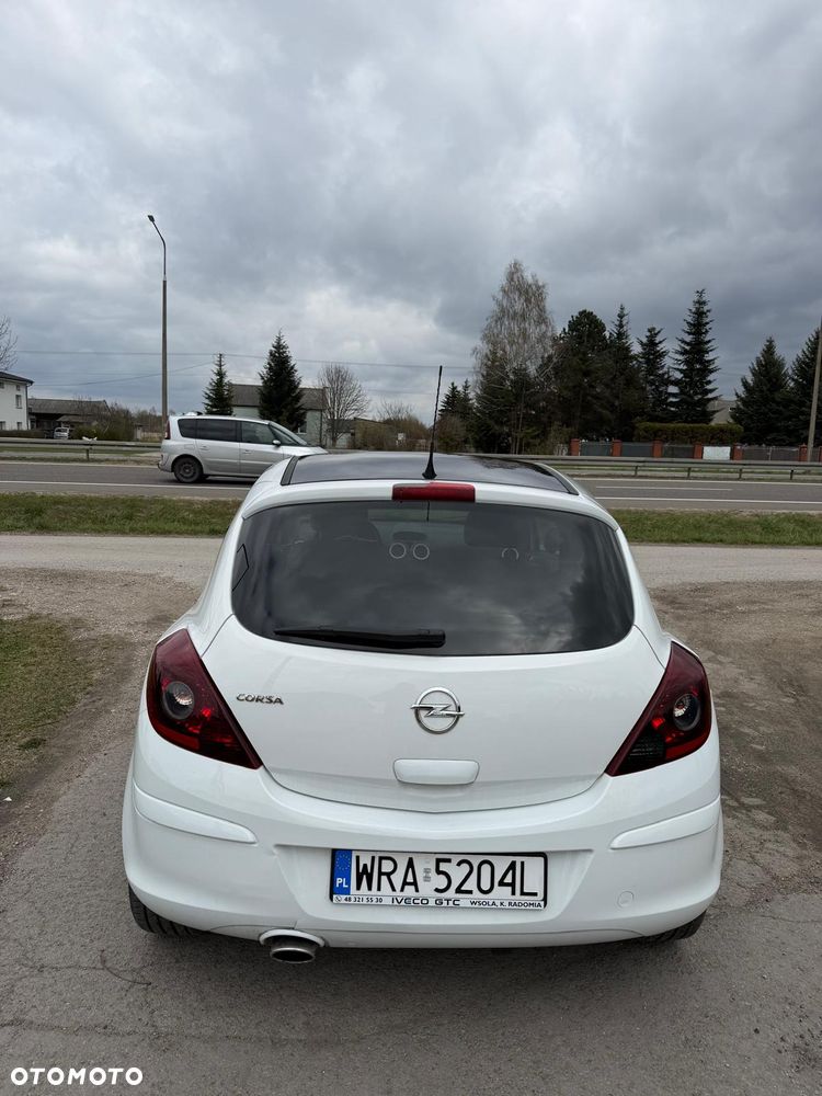 Opel Corsa 1.4 16V Color Edition - 8