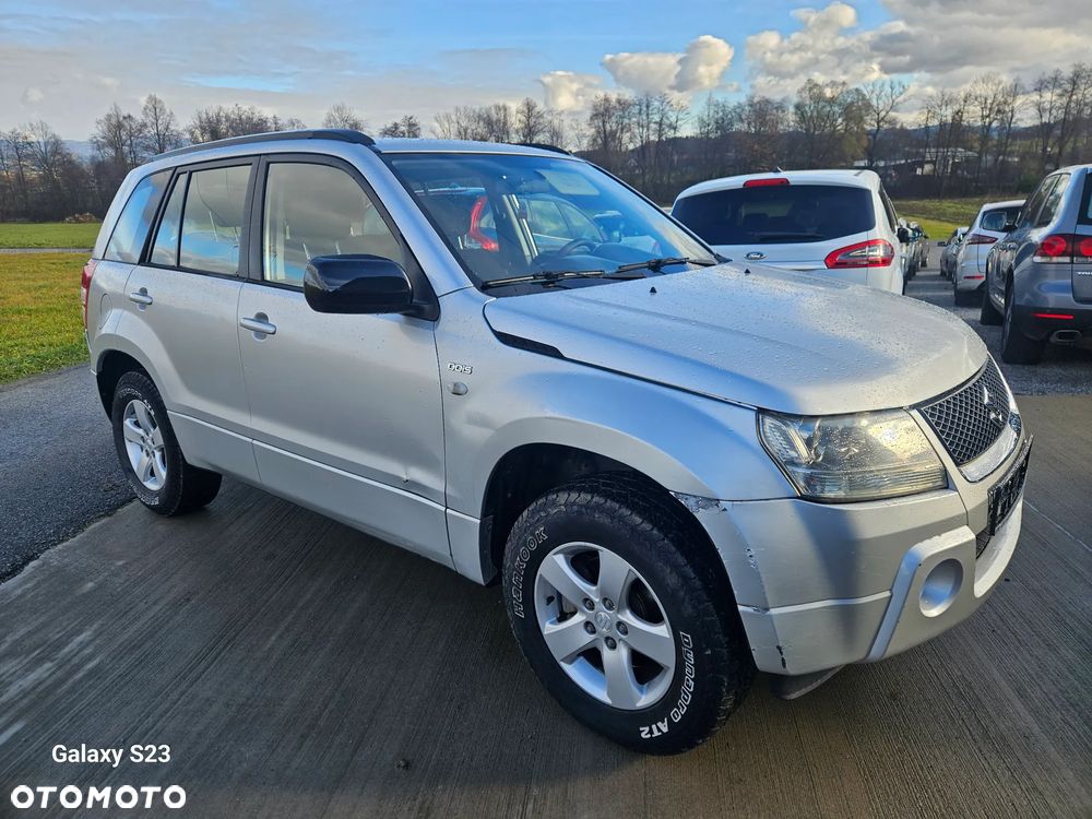 Suzuki Grand Vitara 1.9 DDiS Club DPF Family - 3