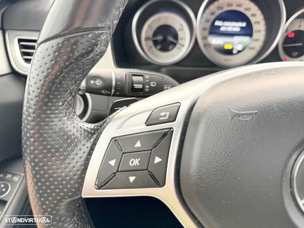 Mercedes-Benz E 250 BlueTEC Avantgarde Auto. - 22