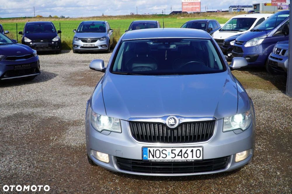 Skoda Superb 2.0 TDI DSG Exclusive - 22