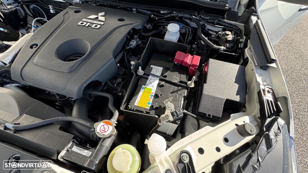 Mitsubishi L-200 Cabine dupla 4X2 - 35