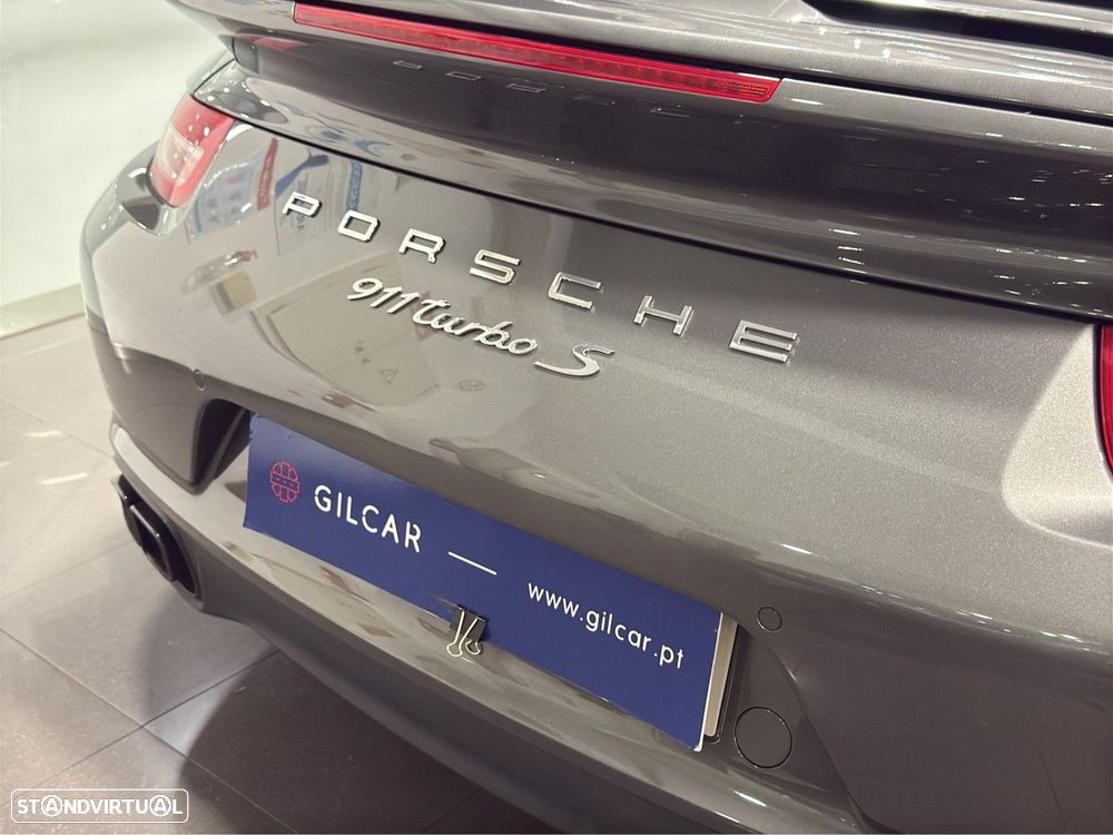 Porsche 911 (991) Turbo S PDK - 23